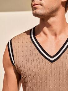 Manfinity CityGents 男士休闲绞花针织毛衣背心 - 駝色 - 查看 2