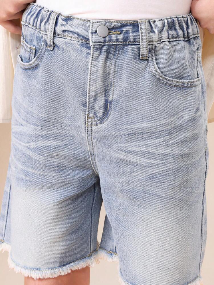 Szorty dżinsowe z postrzępionymi brzegami i efektem vintage