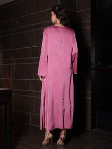 Yasmyna 女士春夏紫色提花刺绣领花卉长袖优雅浪漫土耳其长袍和阿拉伯传统长裙 - 紫色 - 查看 2