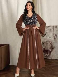 Al Najma 女士花卉刺绣V领喇叭形优雅阿拉伯连衣裙，优雅端庄A字型阿拉伯长裙，适合晚宴/婚礼宾客/周年纪念日 - 棕色 - 查看 6
