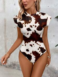 SHEIN LUNE 休闲简约波西米亚风优雅浪漫复古性感奶牛印花图案，适合西部风情、音乐节、海滩、度假装扮、夏季外出穿着的女士圆领短袖连体衣 - 彩色 - 查看 5