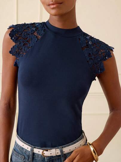 Lilora Blusa casual ajustada con cuello mao y parches de encaje para mujer