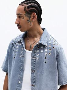 SUMWON 男士宽松短袖牛仔衬衫，金属孔眼细节，纽扣开襟，休闲夏季街头风上衣 - 藍色 - 查看 4