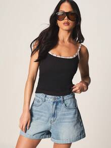 MISSGUIDED Shorts vaqueros de tiro alto con lavado claro, dobladillo enrollado, bolsillos, estilo clásico de verano, casual, fin de semana y vacaciones en la playa para mujer - Azul - Ver 5