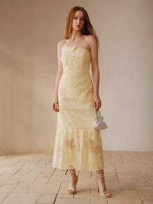 MOTF PREMIUM WOMEN'S FLORAL EMBROIDERY BANDEAU DRESS - Pale Yellow - View 6