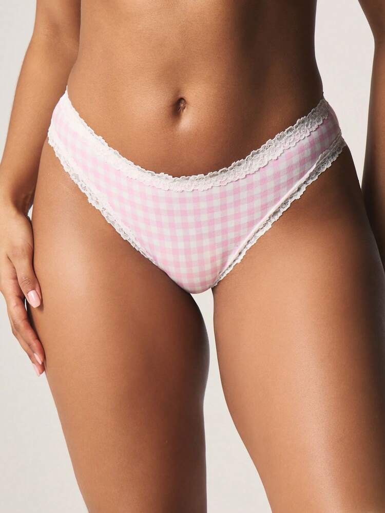 MISSGUIDED Gingham Print Thong With Delicate Lace Trim White And Pink Checkered Pattern Intimate Underwear Comfortable Everyday Basic