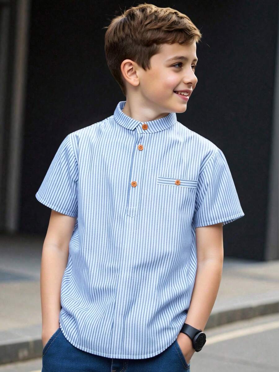 SHEIN 男童休闲条纹领衬衫,百搭款式,适合上学、通勤、运动,春夏皆宜。 - 彩色 - 查看 1