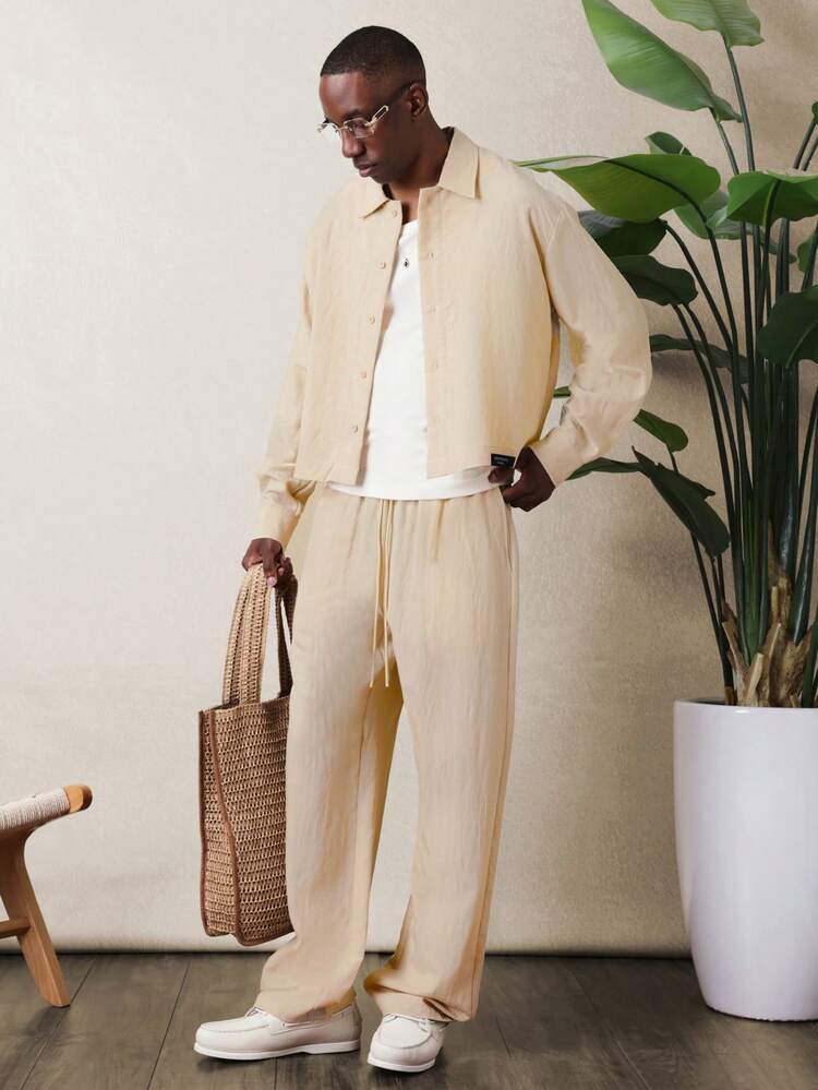 Conjunto coordenado de camisa e calça de linho