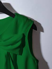 GlowEve Women's White Round Neck Cinching Waist Bow Sleeveless Elegant Mini Dress - Green - View 3