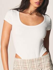 MISSGUIDED Low Scoop Neck Ribbed Cap Sleeve Bodysuit Casual Fitted One Piece Top For Everyday Layering And Spring Summer Styling - White - View 5