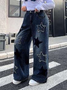 SHEIN ICON Quần jeans dáng suông rộng rãi, thoải mái, có túi trang trí hình ngôi sao năm cánh, cỡ lớn. - Rửa tối - Xem 3