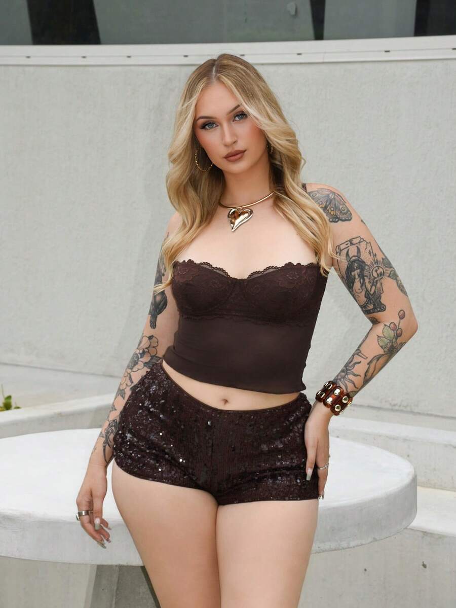 Arliah Camiseta ajustada y sexy de mujer con parches de encaje - Café integral - Ver 1