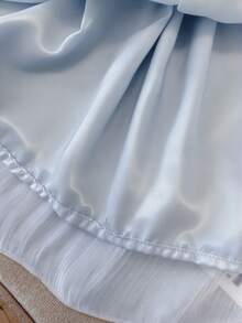 GlowEve CURVE Áo kiểu dáng lớn, dệt họa tiết bướm, thanh lịch và lãng mạn, thích hợp cho hẹn hò, kỳ nghỉ, hoạt động ngoài trời thường ngày hoặc đi biển nắng. - Màu xanh nhạt - Xem 5