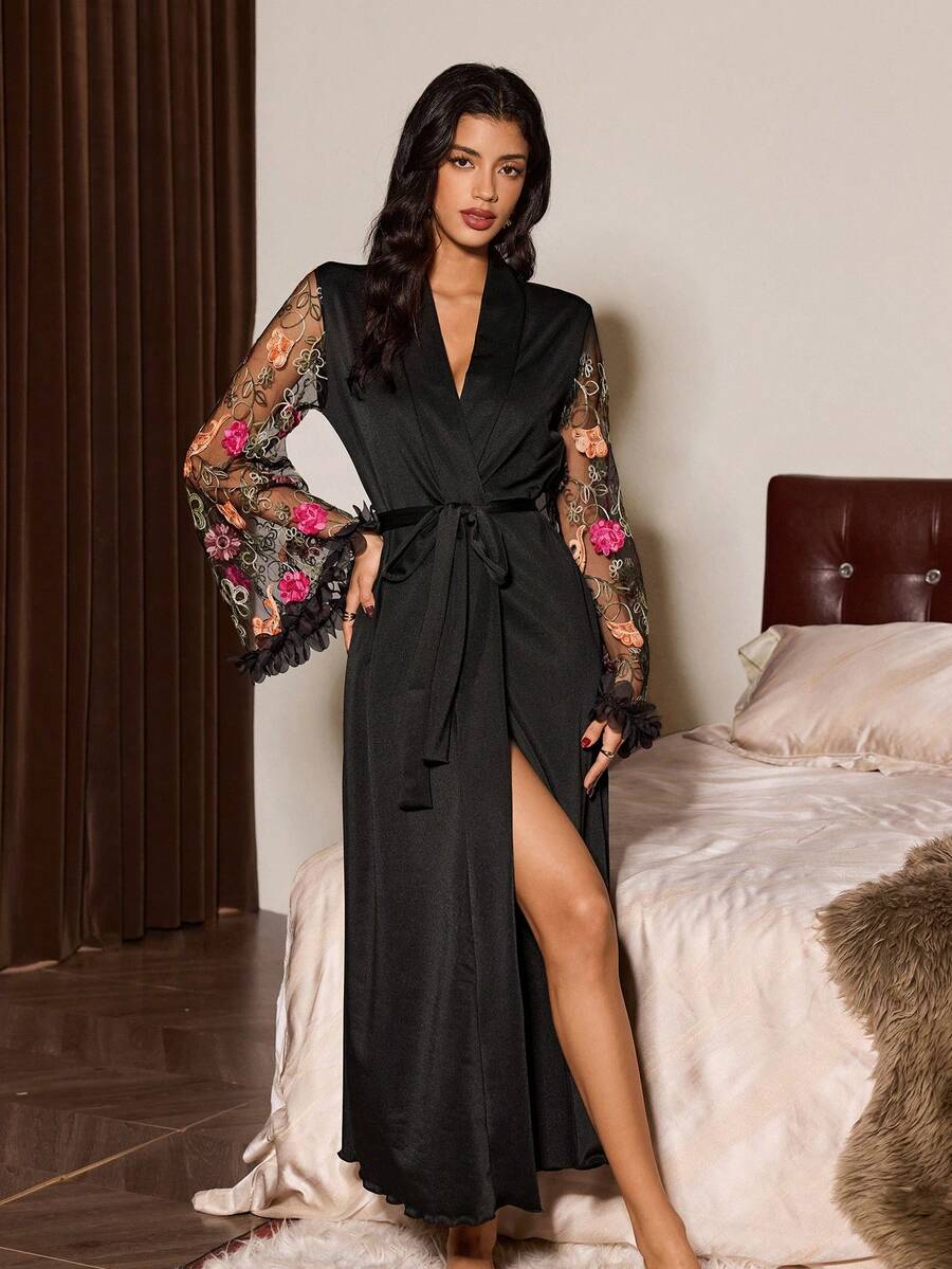 Slumberist Áo ngủ nữ sang trọng, tay rộng, thắt eo, thêu họa tiết. - màu đen - Xem 1