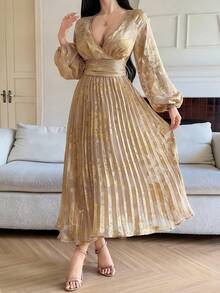 DAZY V-Neck Jacquard Long Sleeve Dress, Waist Cinching Slimming Long Sleeve Pleated Dress Wedding Guest Dress Sundress - Khaki - View 3