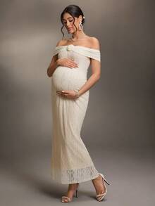 Cheriluna Maternity 孕妇3D立体花卉装饰露肩蕾丝修身写真连衣裙 - 杏色 - 查看 3