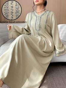 Al Najma Plus Size Women's Modest Elegant Vacation Style Flare Sleeve Embroidered Loose Turkish Arabic Traditional Long Dress - Mint Green - View 1