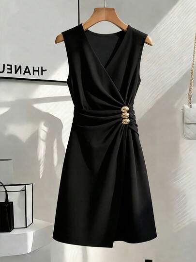 Franclia Women's Elegant Casual Home V-Neck Sleeveless Solid Black Brushed Knit Midi Dress With Metal Button Embellishments: Black Dress, Women's Casual Dress, Women's Solid Color Dress, Women's Gold Button Dress, Women's Elegant Outfit, Women's Commuter Dress, Women's Elegant Dress, Summer Dress, Vacation Dress, Elegant Party Dress, Women's Elegant Outfit, Women's Vacation Outfit, Casual Dress.Graduation Season Attire, Fashionable Casual Commuter Wear, Business Office Wear, Versatile And Stylish Everyday Casual Wear, Urban Teacher's Professional Attire