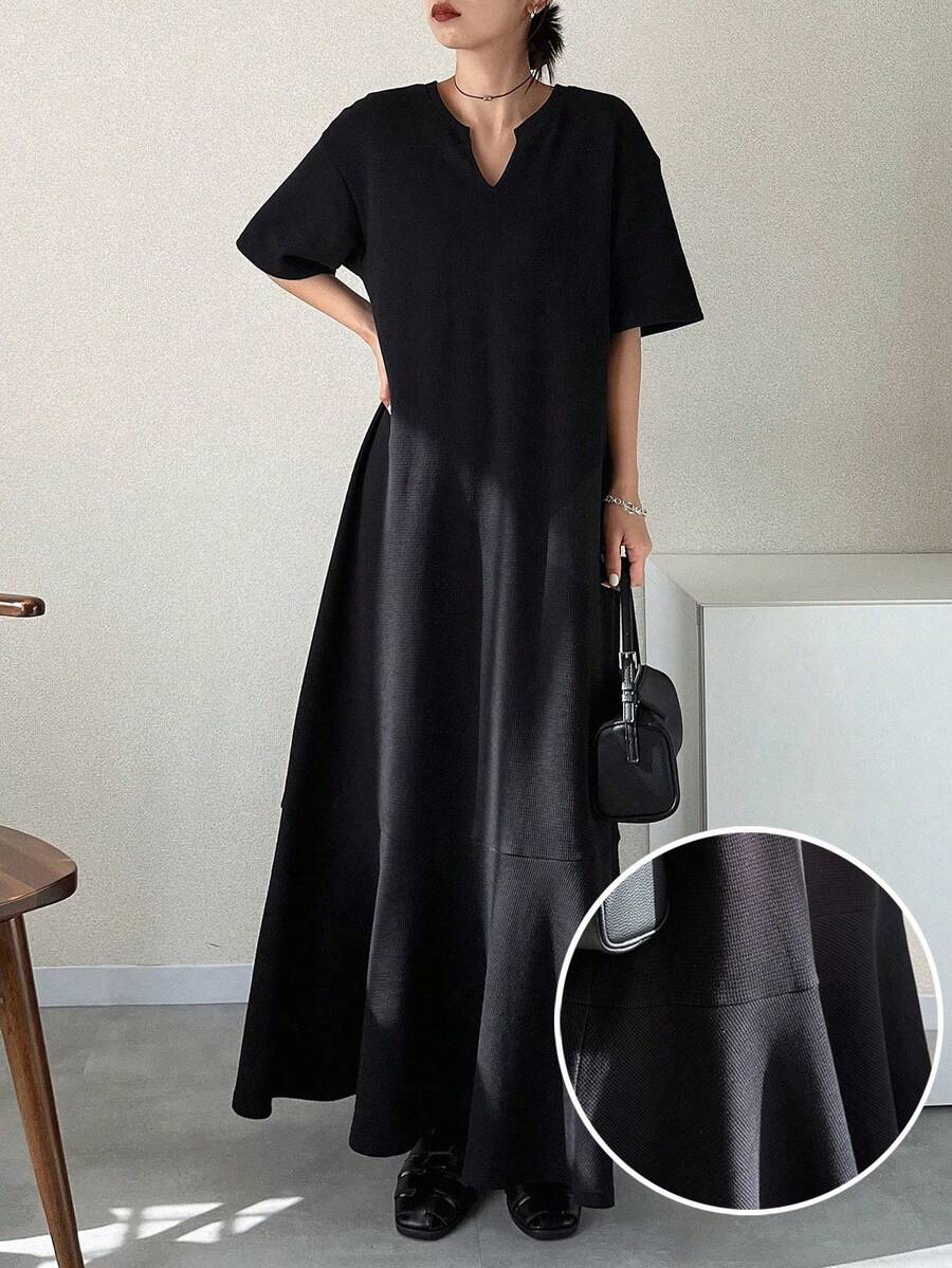 FRIFUL 女士纯黑色V领短袖宽松休闲连衣裙 - 黑色 - 查看 1