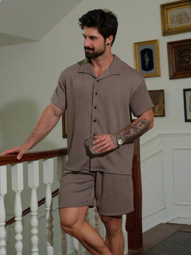 Men's Short Sleeve Shirt And Grey Shorts Pajama Set, Summer