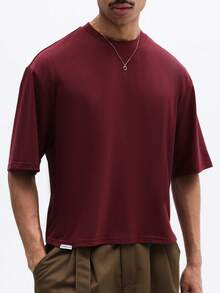 SUMWON Camiseta de algodón de cuello redondo, manga corta y ajuste regular en color burdeos con diseño bordado del texto "Los Ángeles" en la espalda, para uso casual diario - Burdeos - Ver 5