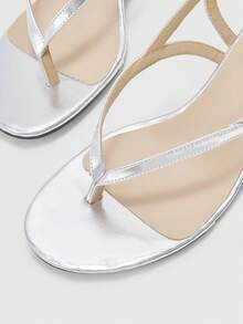 CUCCOO BIZCHIC Women's Fashionable Versatile Buckle Design Thick Bottom Wedge Sandals For Daily Wear - Silver - View 4