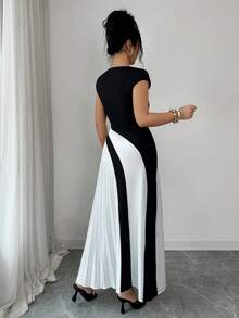 SHEIN Elenzya Elegant Romantic Vacation & Office Wear Square Collar Black & White Contrast Pleated Dress - Black and White - View 2