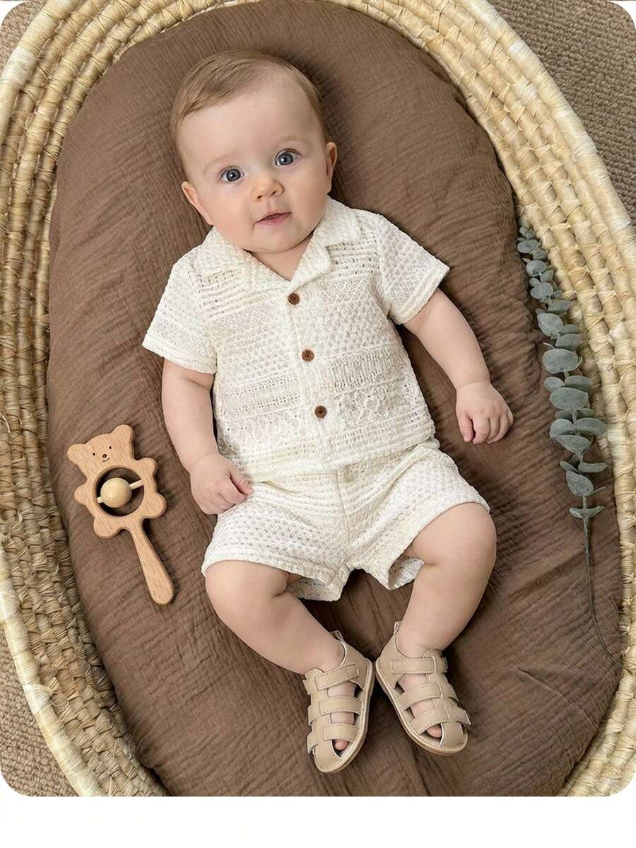 SHEIN 新生男宝宝休闲可爱度假简约杏色短袖衬衫短裤套装 - 米色 - 查看 1