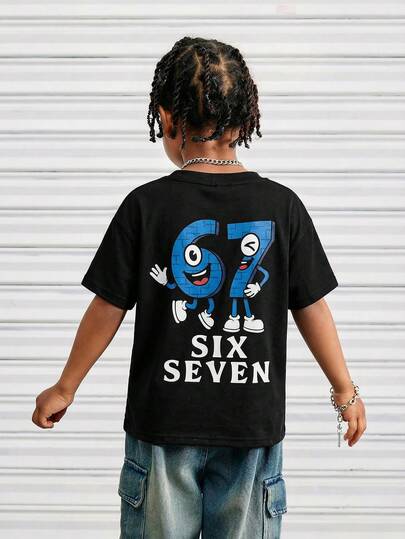 SHEIN Kids Young Boy Casual Versatile And Comfortable Racing Letter Print Pattern Round Neck Pullover Loose Short Sleeved Knitted T-Shirt Suitable For Commuting To School, Daily Leisure Vacation Travel, Suitable For Sports, Suitable For Spring And Summer Festivals Summer Y2k Vacation Goth Gothic Streetwear Sumwon Burgundy Holiday Vintage Boho Festival Gras Party Cute Birthday Boys Modest Home Casual Cozy