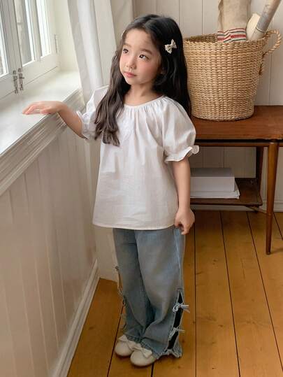 DAZY Girls (Small) Round Neck Embroidered Cute Korean Style Short Sleeve Shirt