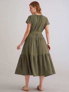 Parysyn 大码梭织休闲优雅夏季度假连衣裙 - 軍綠色 - 查看 3