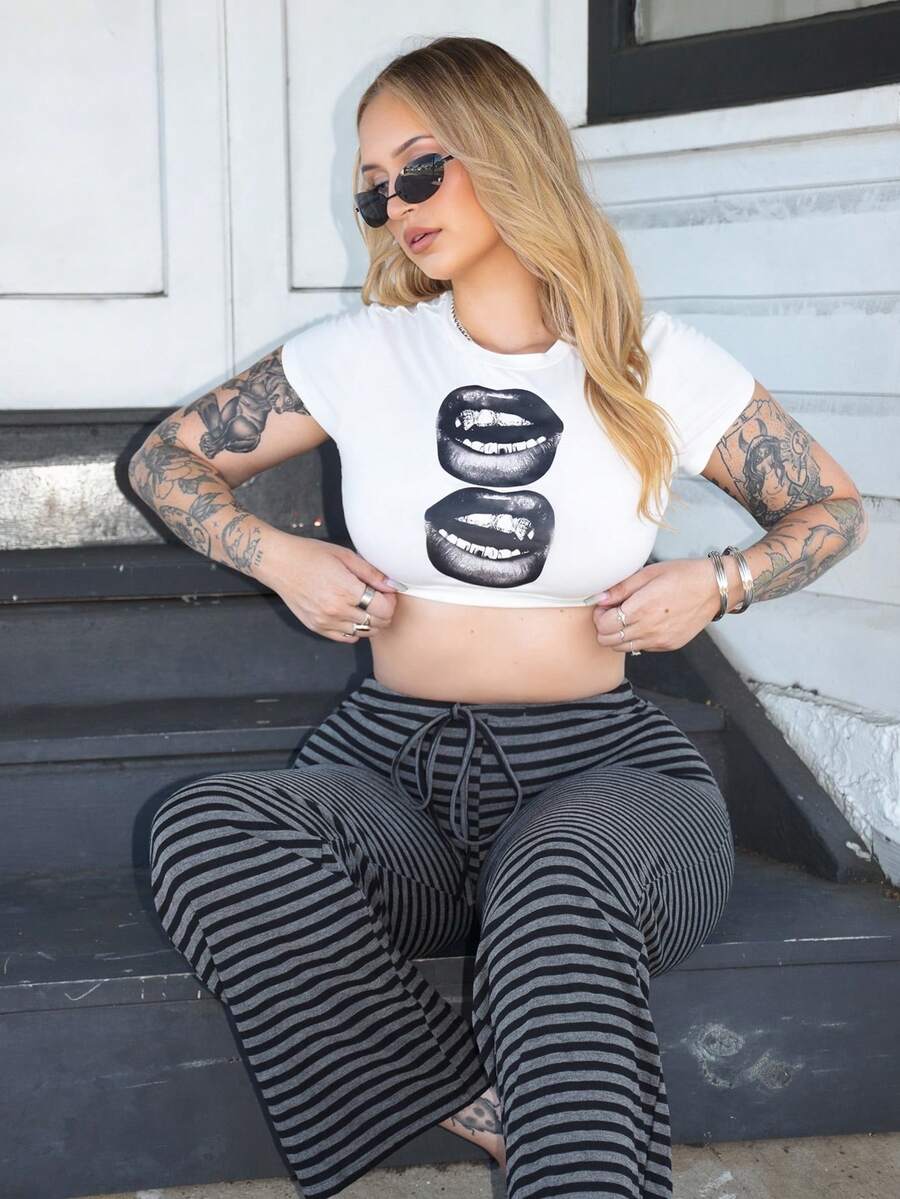 Arliah ICON Casual Simple Black Lip Print Round Neck Short Sleeve Cropped Tight Fit T-Shirt For Women, Summer Back To School Clothes - White - View 1