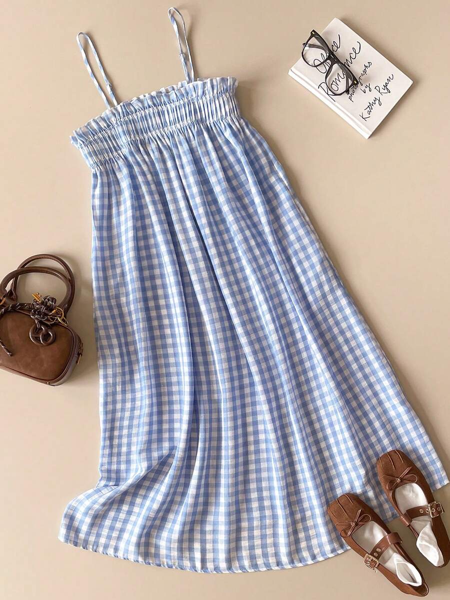 SHEIN Unity Gaun Mini Kotak-kotak Putih dan Biru Sederhana untuk Musim Panas, Tali Bahu Tipis yang Dapat Diatur, Kerah Berumbai, Cocok untuk Piknik, Gaya Vintage 90-an, Retro, Akademik, Kantor, Pesta, Pernikahan, dan Tamu. - Biru - View 1