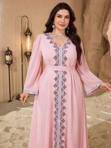 Al Najma Plus Size Middle Eastern Style Minimalist Fashion Long Tunic For Women - Pink - View 5
