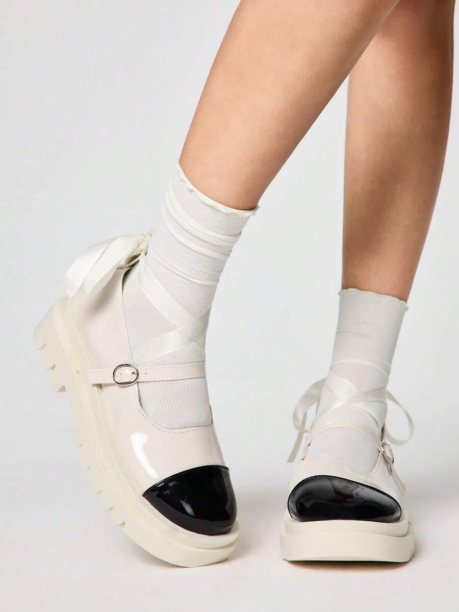 ROMWE Kawaii Scarpe da donna alla moda con fiocco decorativo e allacciatura - Giunzione nera + bianca - Visualizzare 1