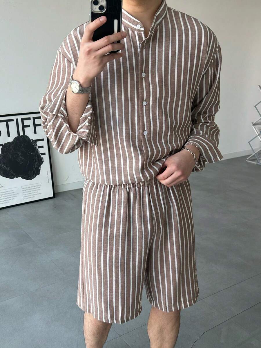 DAZY Bộ đồ nam mùa hè gồm áo sơ mi dài tay kẻ sọc cài một hàng khuy và quần short, thích hợp mặc thường ngày. - Nhiều màu - Xem 1