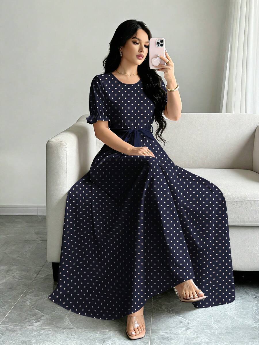 Modelyn 藏蓝色波点印花连衣裙，女士时尚圆领短泡泡袖设计，配腰带长裙，优雅夏季连衣裙 - 彩色 - 查看 1