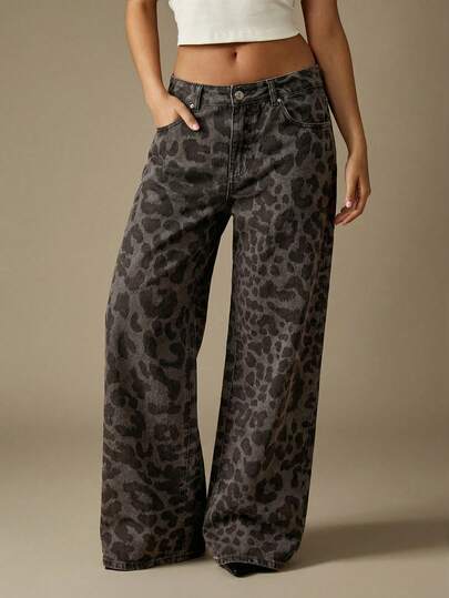 MISSGUIDED Jeans de pierna ancha de tiro medio con estampado de leopardo para uso casual y moda callejera diaria