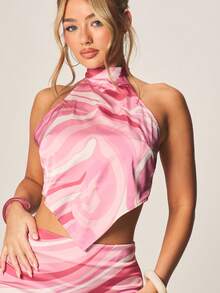 MISSGUIDED Bộ đồ hai mảnh gồm áo croptop cổ yếm và chân váy midi phối họa tiết xoáy hồng, xẻ tà bên hông, thích hợp cho tiệc tối. - Nhiều màu - Xem 5