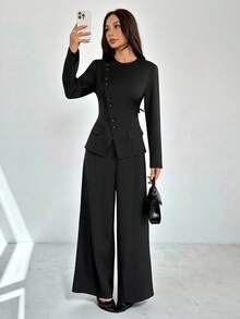 SHEIN PETITE 女士优雅通勤日常百搭街头时尚新款不对称翻领纽扣腰长袖西装外套搭配高腰长裤卡其灰色两件套套装，春夏皆宜，适合春夏季节穿着。 - 黑色 - 查看 4