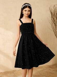 SHEIN 女士黑色吊带蝴蝶结腰部中长连衣裙，性感优雅的返校连衣裙，饰有金属箔点缀 - 黑色 - 查看 1