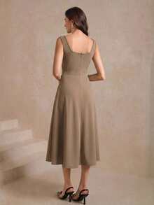 Amorya Vestido de verano de mujer con cuello cuadrado, sin mangas y cintura ceñida, de unicolor y elegante minimalista - Caqui - Ver 2