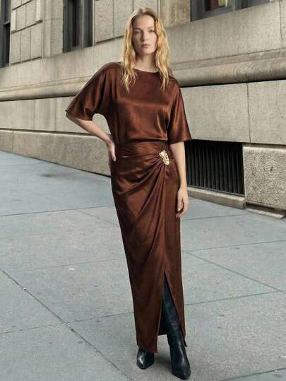 Maija Autumn/Winter Satin Crinkle Mid-Length Dress, Suitable For Valentine's Day Party,Metal Design, Modern Urban Style,  Winter Clothes For Women, Winter Clothes, Christmas Outfit For Women, New Year Outfit , New Year's Outfit For Women, Party Dress For Women, Casual Outfit For Women , Casual Blouse For Women, Holiday ,Minimalist Basic Style, Brown Dress, Elegant Dress , Long Summer Dress For Women