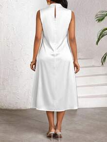 SHEIN Lady Women's Elegant Floral Decor Midi Dress, Suitable For Vacation,Summer Dresses For Women - White - View 2