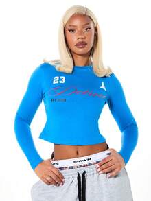 SUMWON WOMEN SUMWON 女款短款长袖印花T恤，休闲篮球球衣印花，圆领设计，适合休闲街头服饰。 - 藍色 - 查看 6