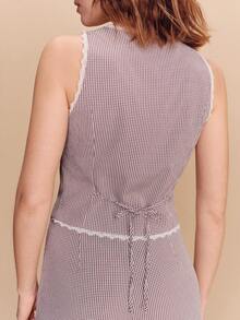 lacRébo 修身无袖上衣，饰有蕾丝细节，正面纽扣开合 - 彩色 - 查看 4