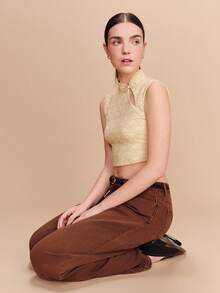 蕾丝露脐镂空领口上衣，青蛙扣设计，农历新年外出春夏奶油黄可爱优雅上衣 - 黃色 - 查看 1