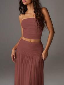 SHEIN PETITE Conjunto de 2 piezas de top bandeau de malla de unicolor y falda larga para mujer - Color caoba - Ver 6