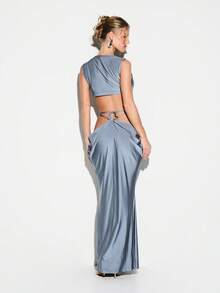 KIZN Đầm maxi dáng đuôi cá cổ đổ xếp lớp, bóng bẩy, thích hợp cho tiệc tối, các dịp đặc biệt và sự kiện trang trọng. - Xám - Xem 2