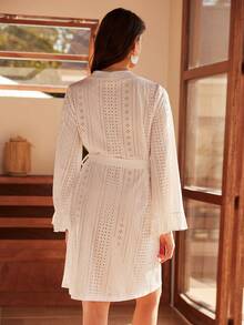 波西米亚风针织镂空提花，清新浪漫度假休闲蕾丝拼接荷叶边长袖女士睡袍 - 白色 - 查看 2
